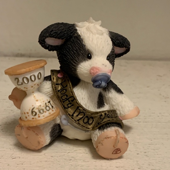 Mary Moo Moos, Hoofy moo Year - Picture 1 of 2